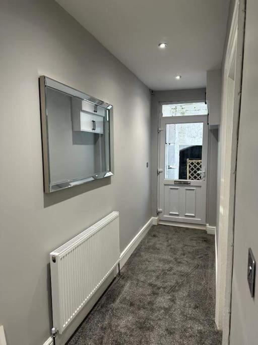 Large 1 Bedroom Flat With Private Parking Plymouth Eksteriør bilde