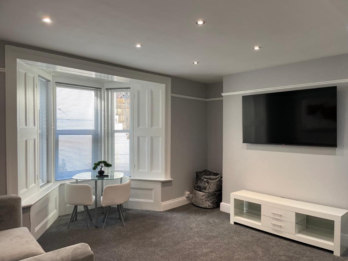 Large 1 Bedroom Flat With Private Parking Plymouth Eksteriør bilde